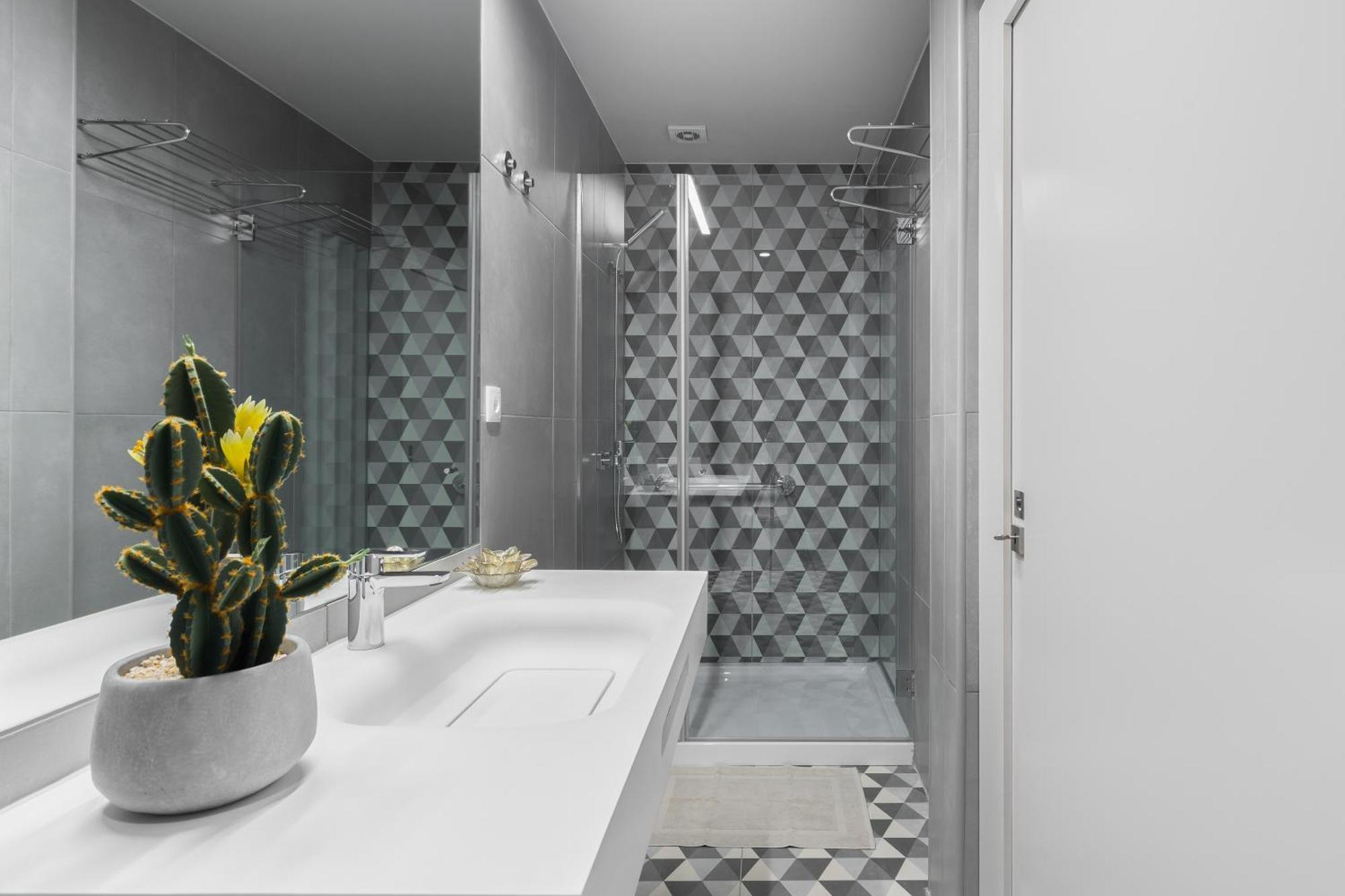 Апартаменты Host Wise - Charming Luxurious Flat With Garage Порту Экстерьер фото